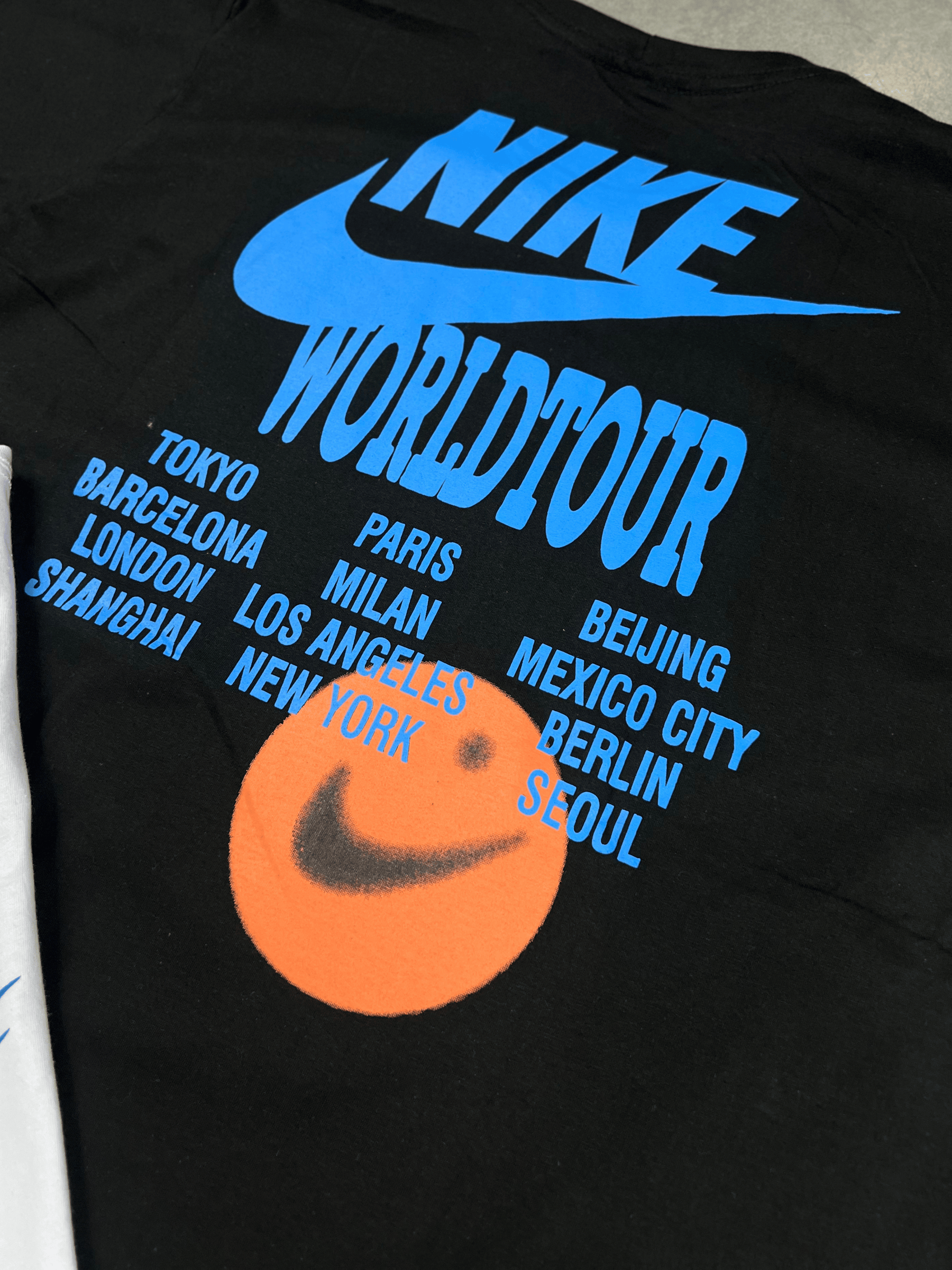 CAMISETA NK WORLDTOUR