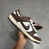 TÊNIS DUNK MARROM E BRANCO