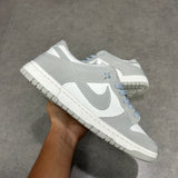 TÊNIS DUNK CINZA E BRANCO