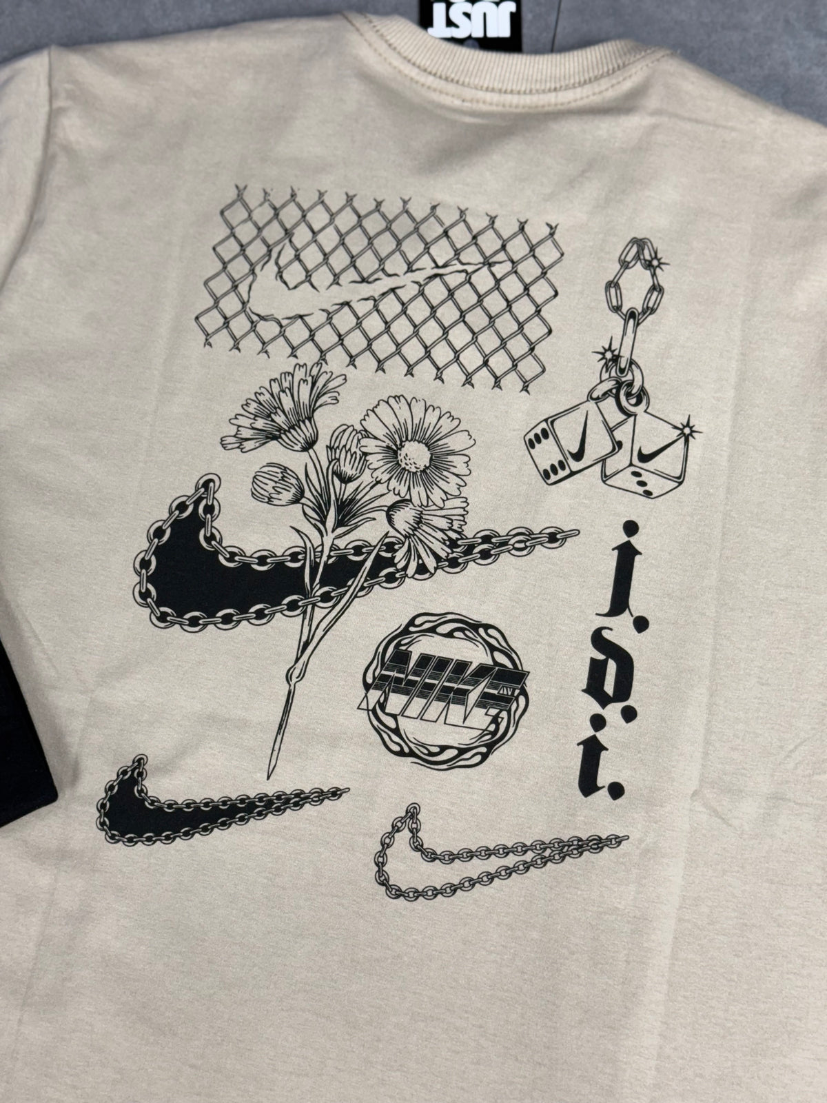 CAMISETA NIKE CADEADO