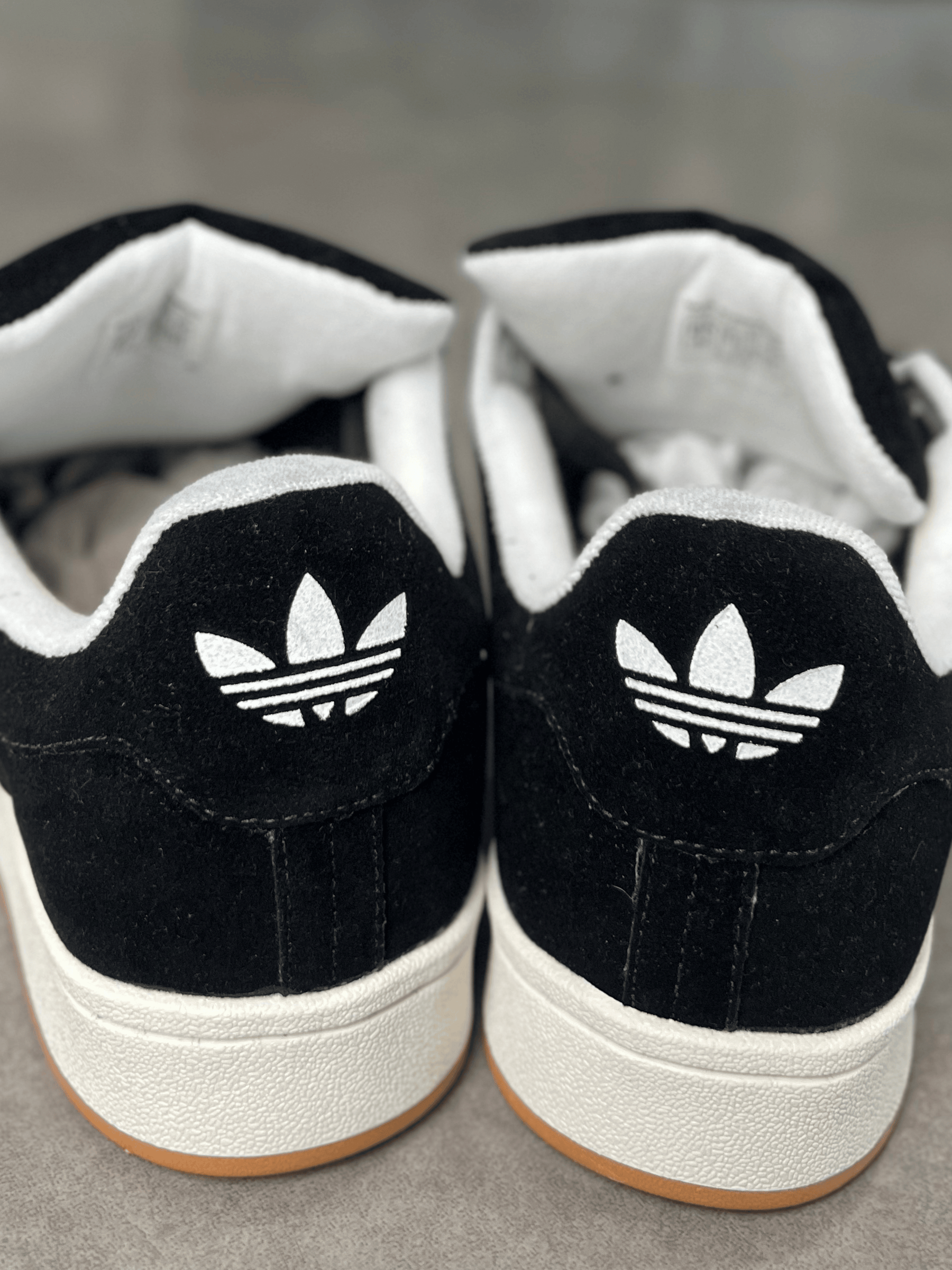 TÊNIS CAMPUS PRETO/BRANCO