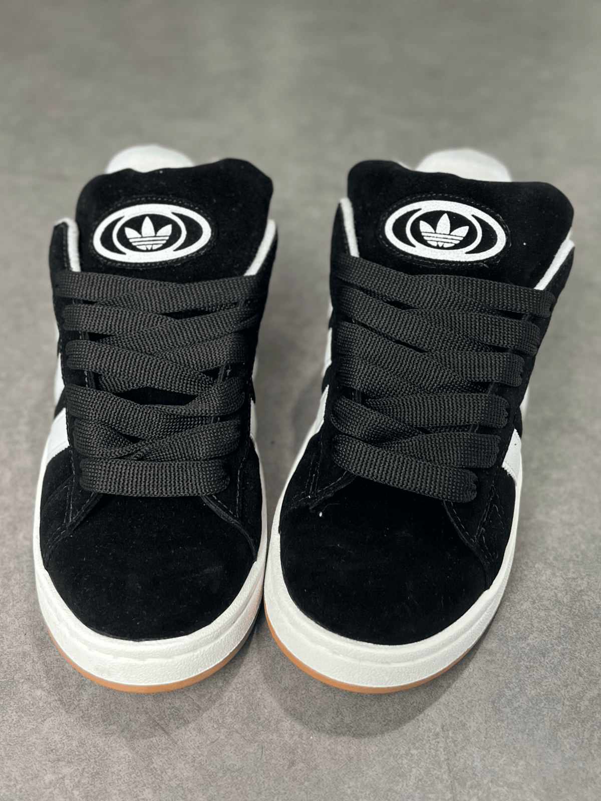 TÊNIS CAMPUS PRETO/BRANCO