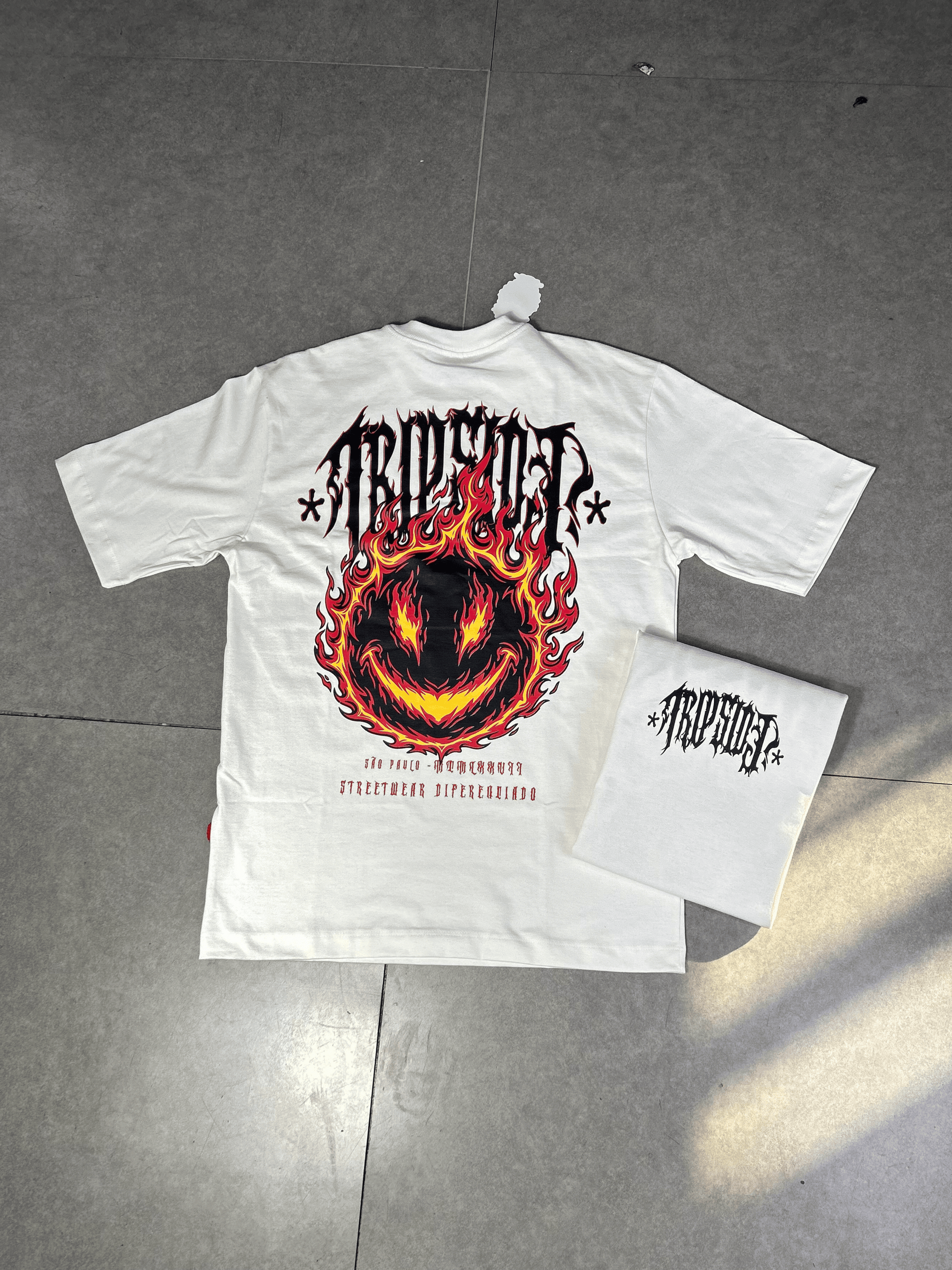 OVERSIZED TRIP FLAME INFERNAL
