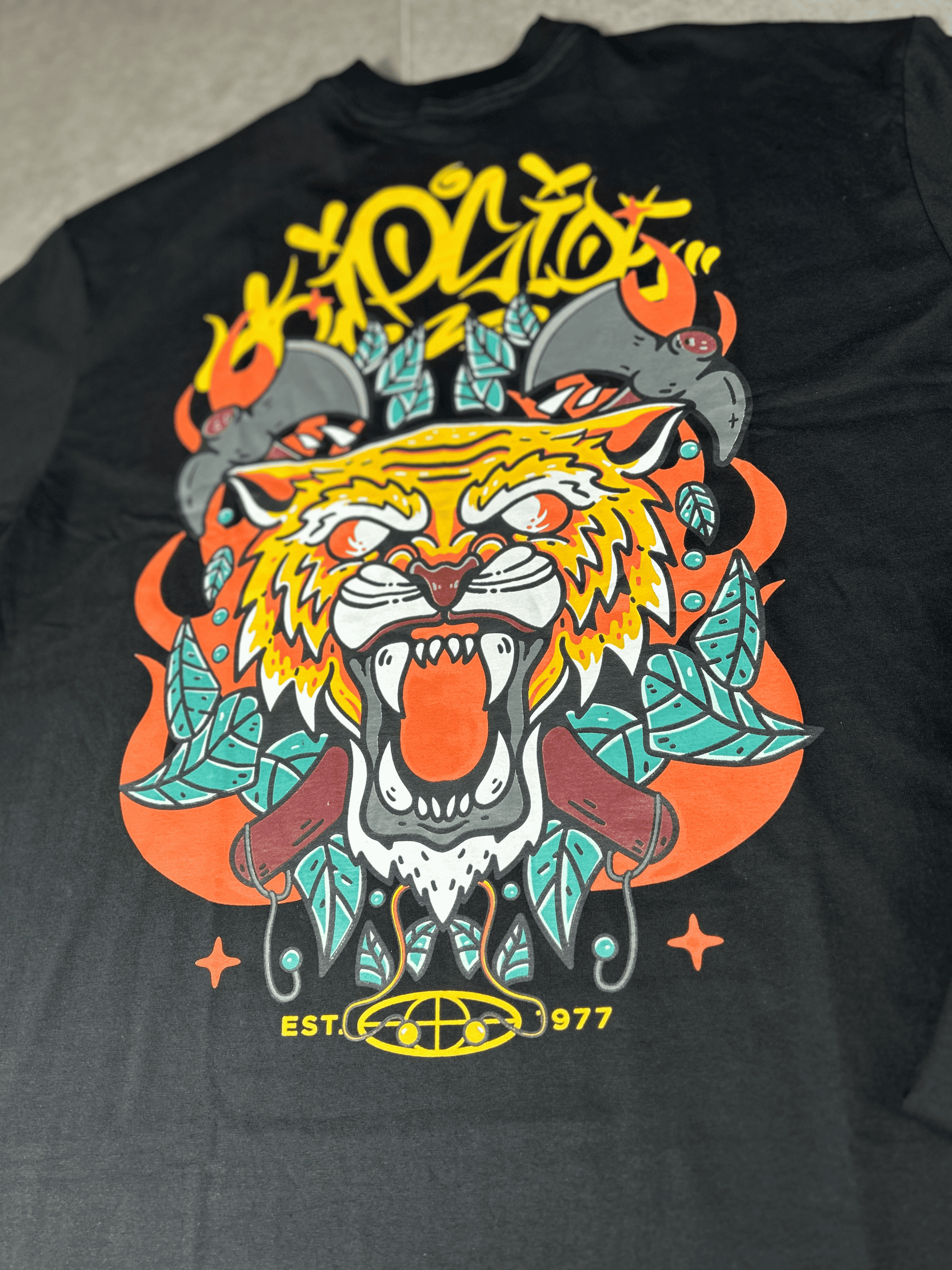 OVERSIZED TRIP TIGRE OLD SCHOOL