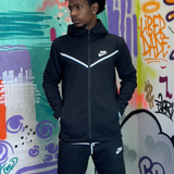 CONJUNTO TECH FLEECE BLACK WHITE