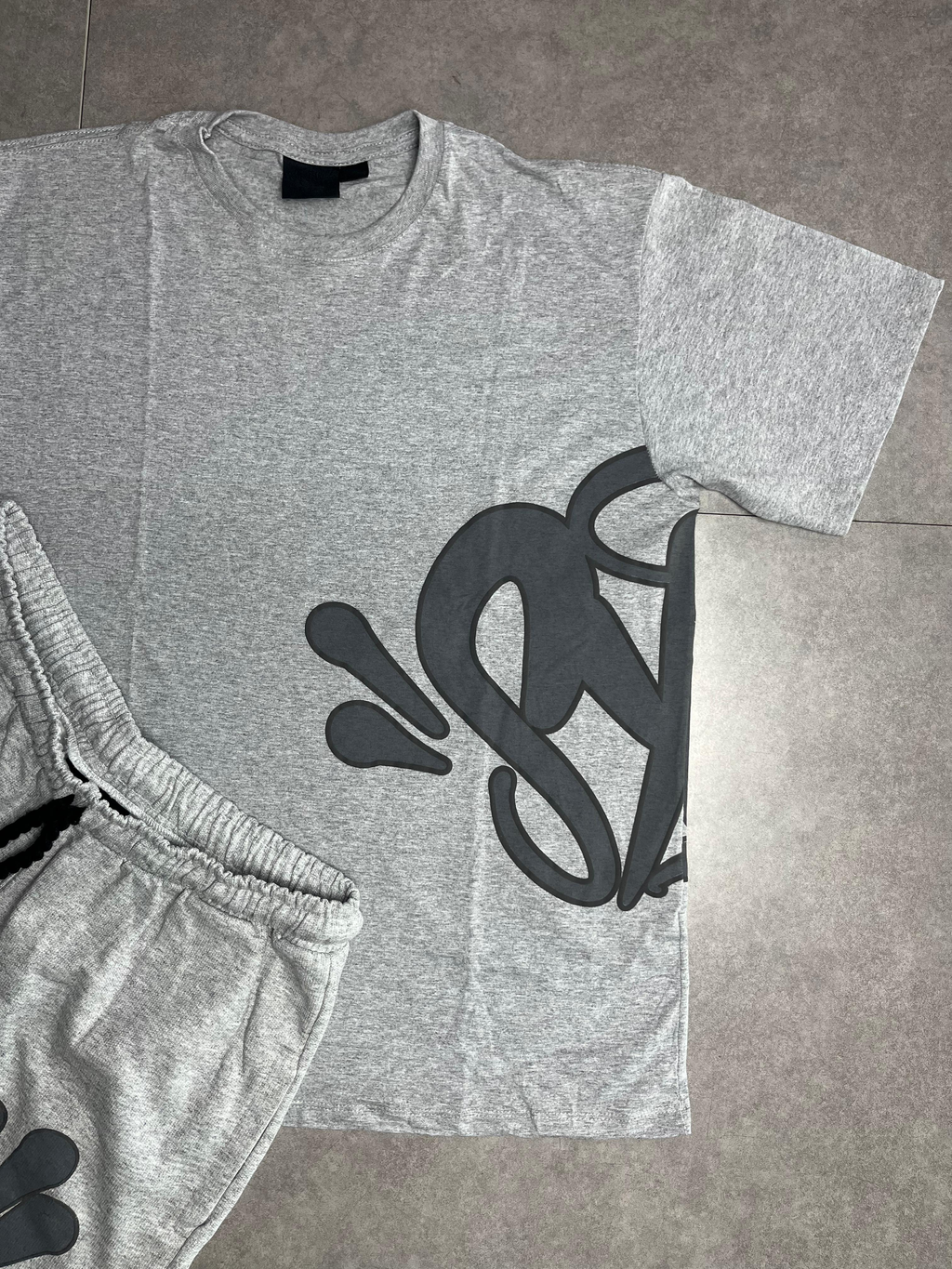 CONJUNTO SYNA CINZA