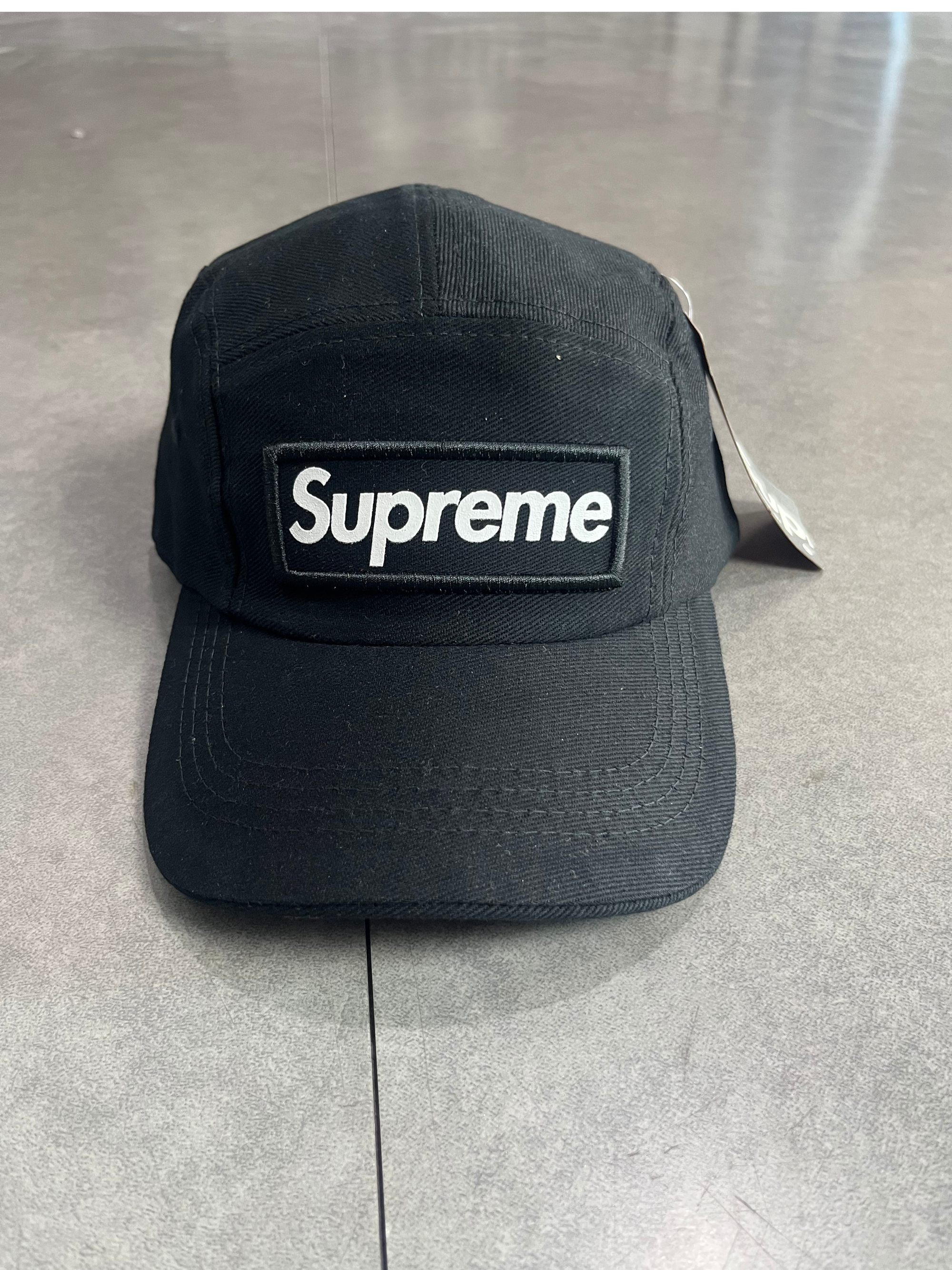 BONÉ SUPREME BLACK