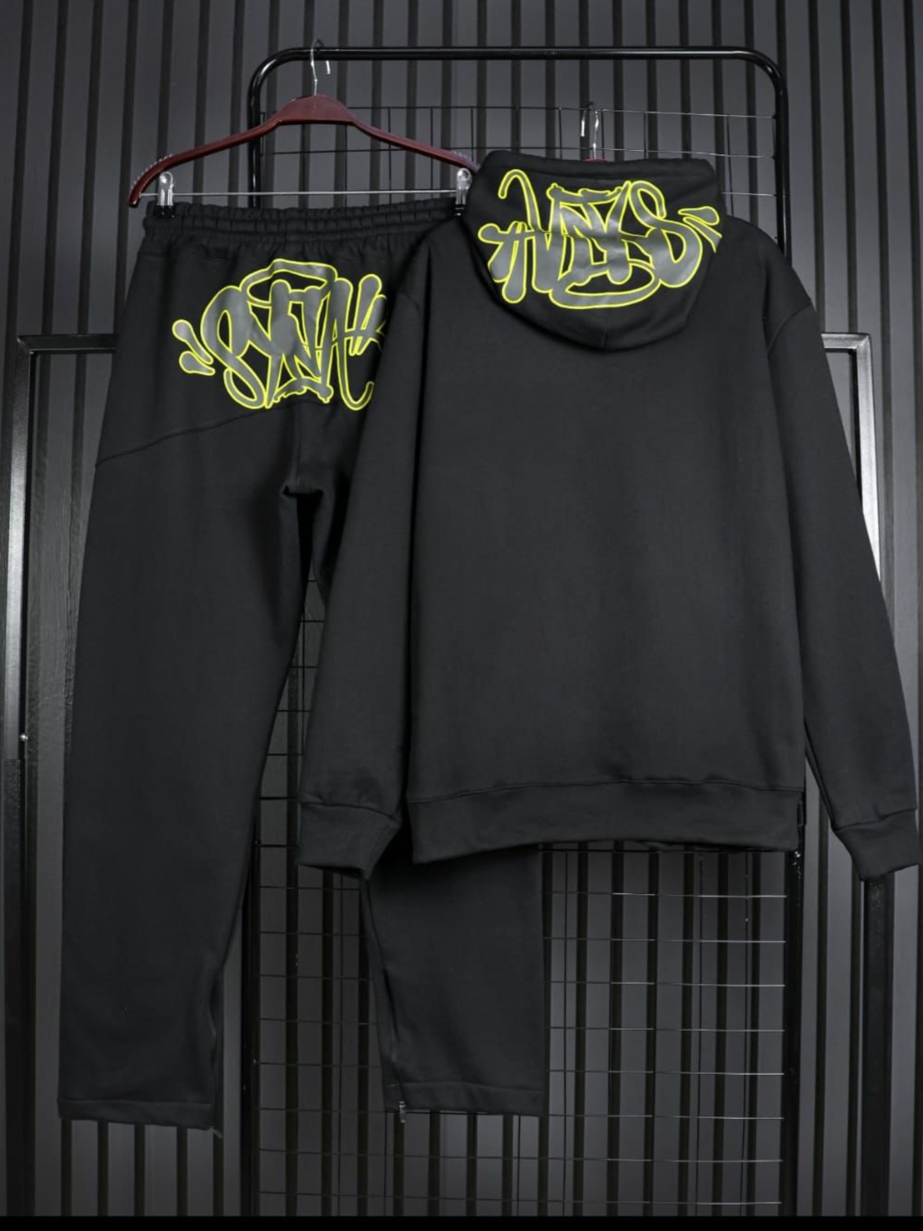 CONJUNTO MOLETOM SYNA LIFETYLE BLACK