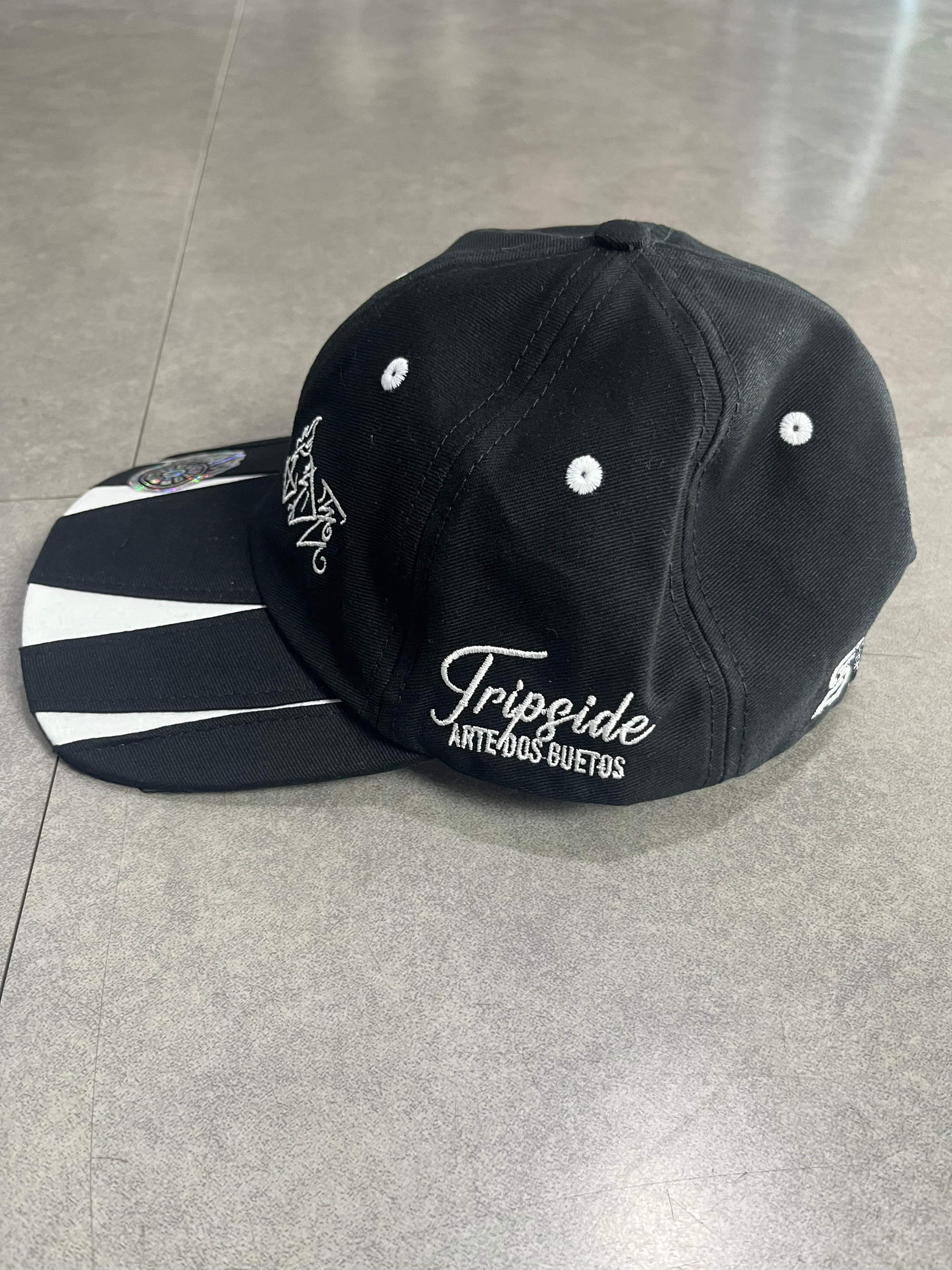 BONE SEMI FIVE PANEL TRIP SIDE