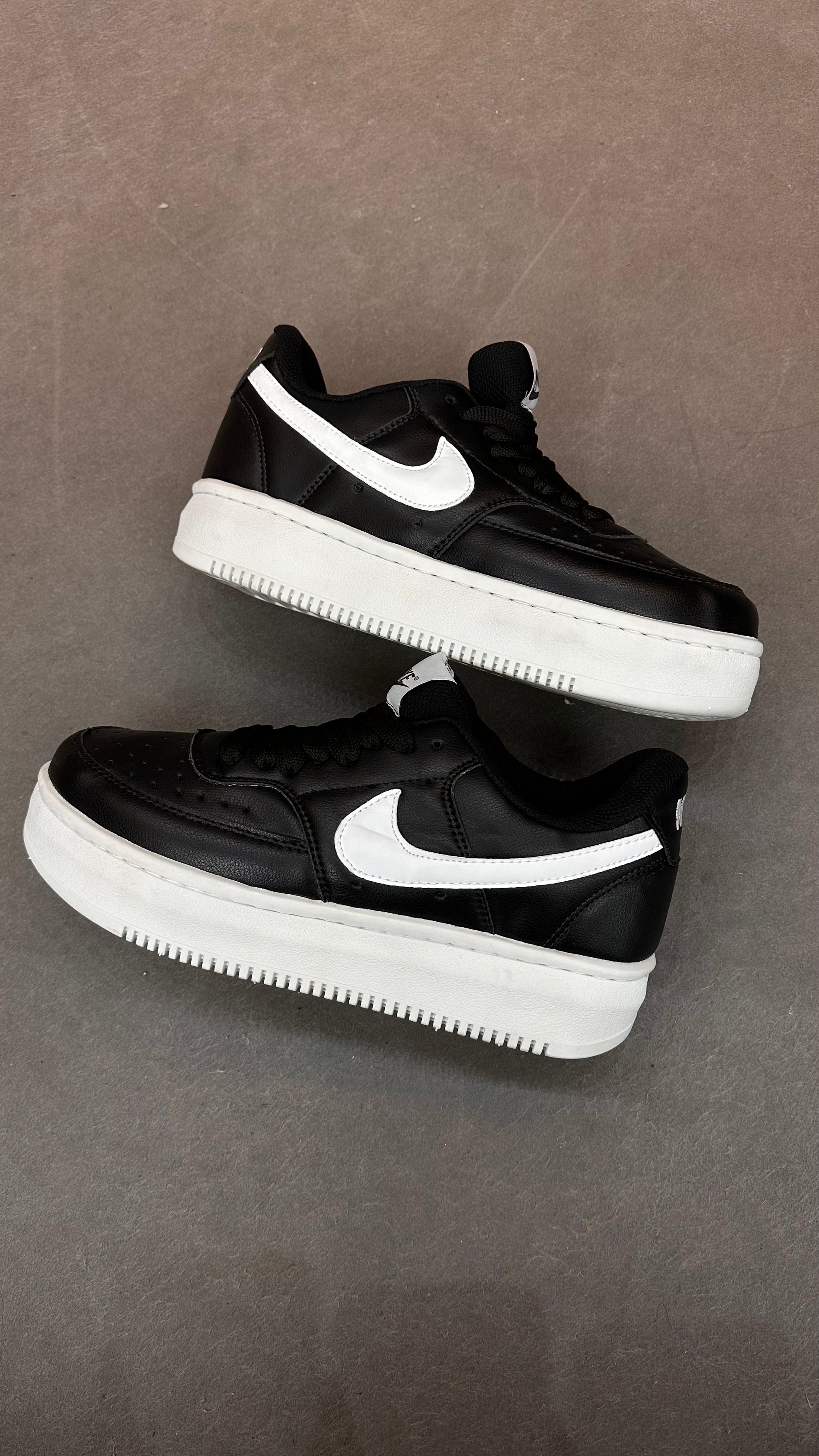 TÊNIS NIKE COURT VISION