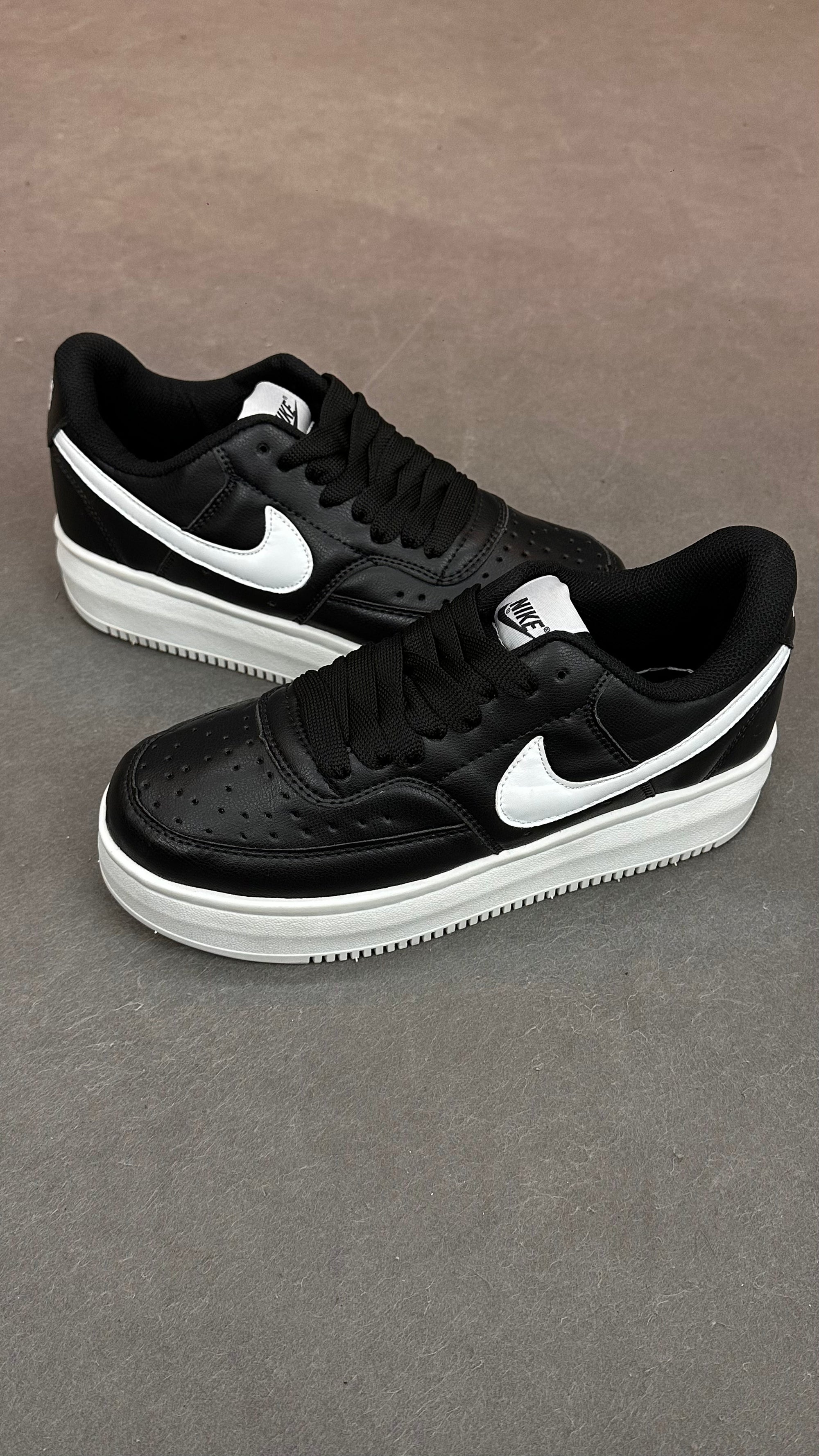 TÊNIS NIKE COURT VISION