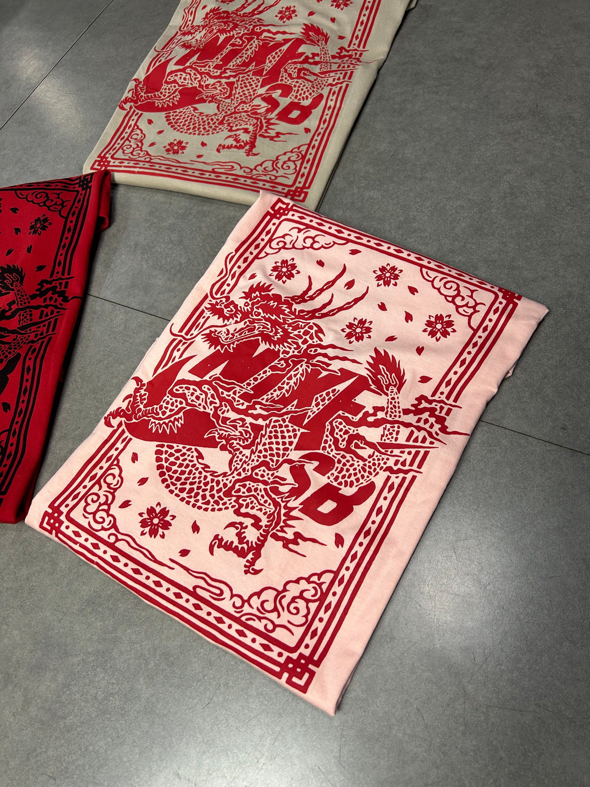 Camiseta NIKE SB DRAGON