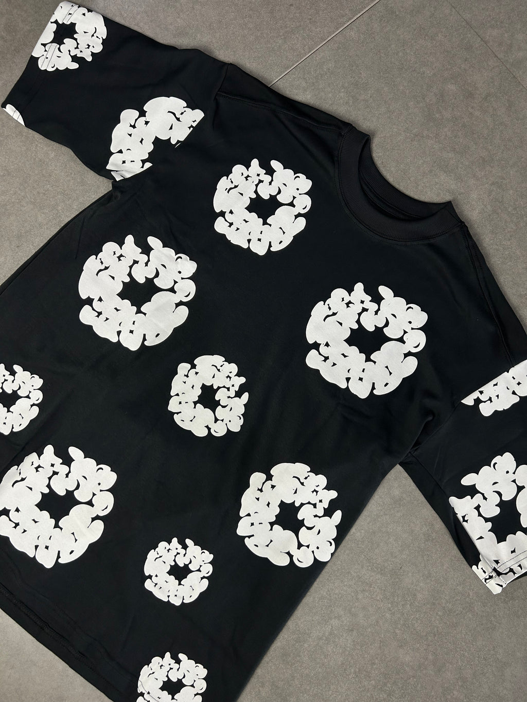 OVERSIZED DENIM TEARS