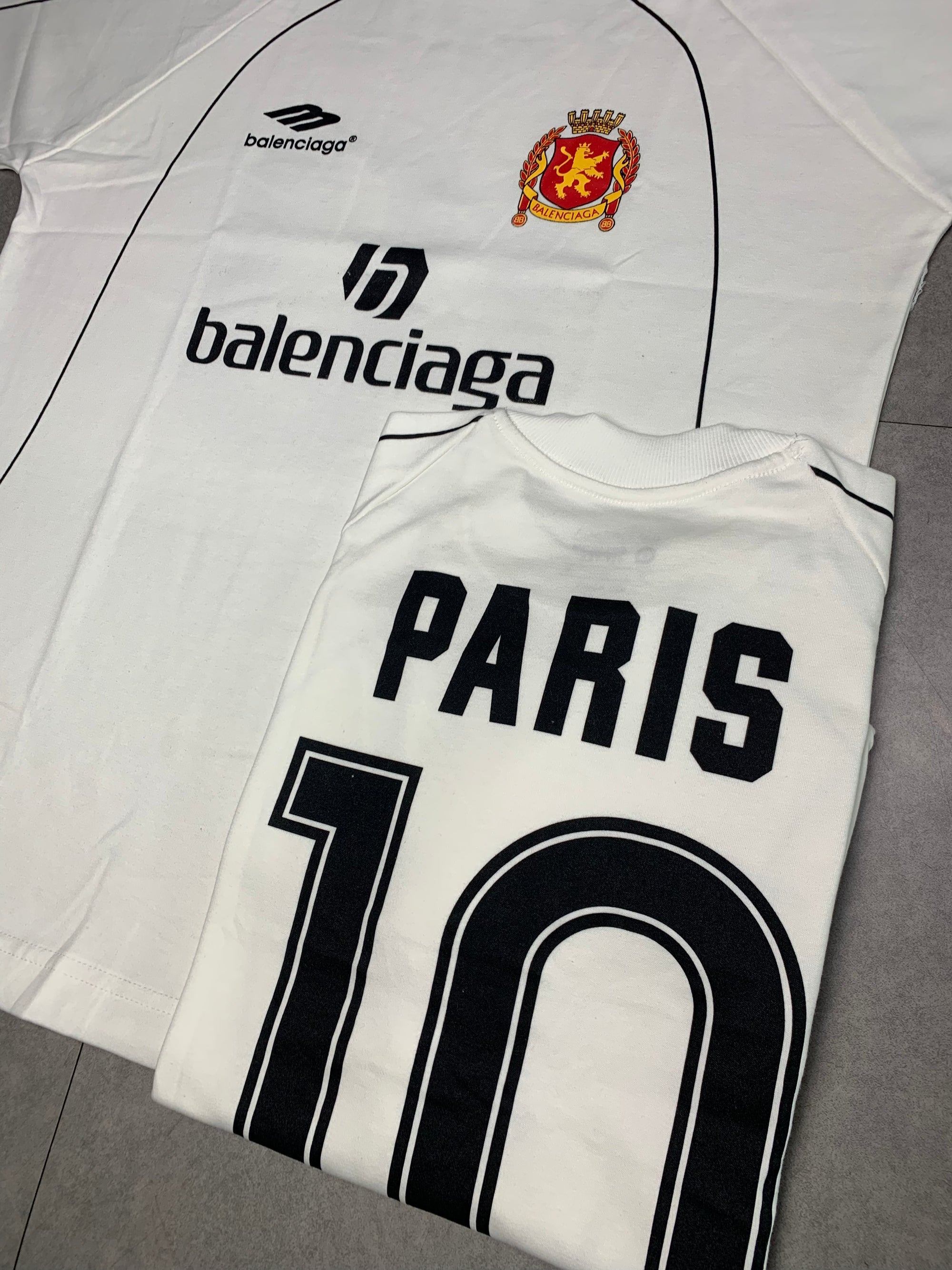 CAMISETA BALENCIAGA