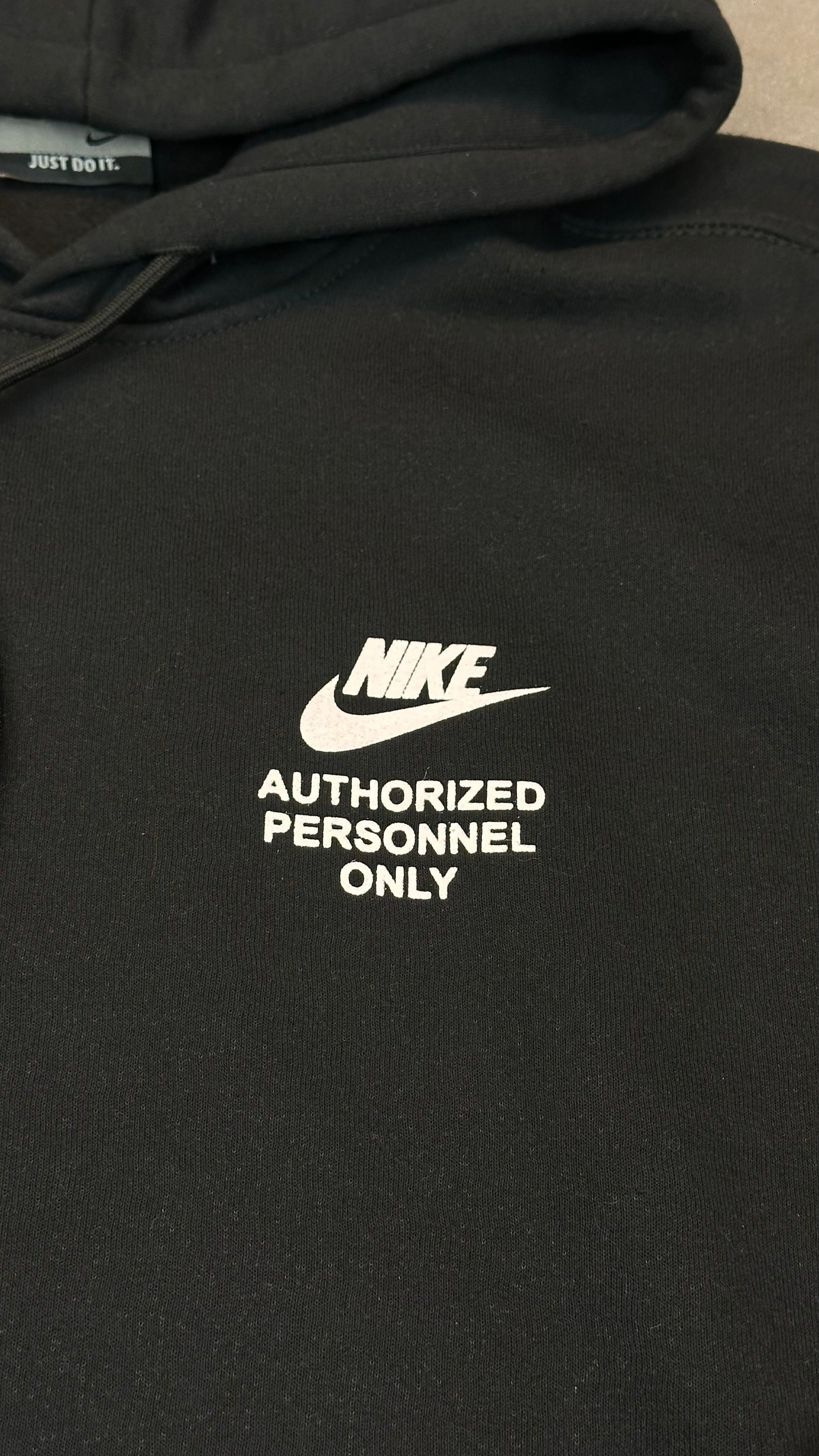 MOLETOM NK AUTHORIZED BLACK