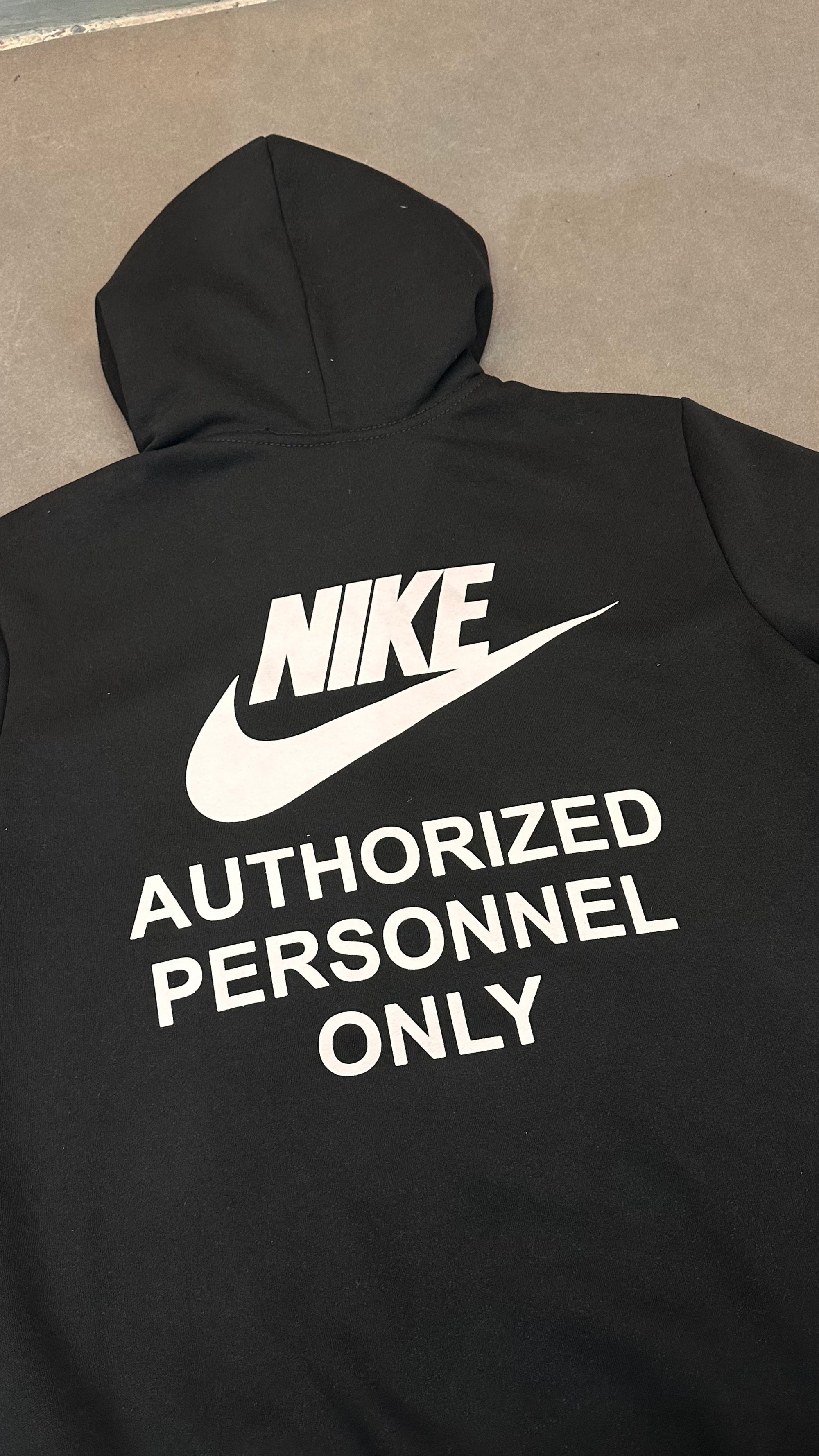 MOLETOM NK AUTHORIZED BLACK