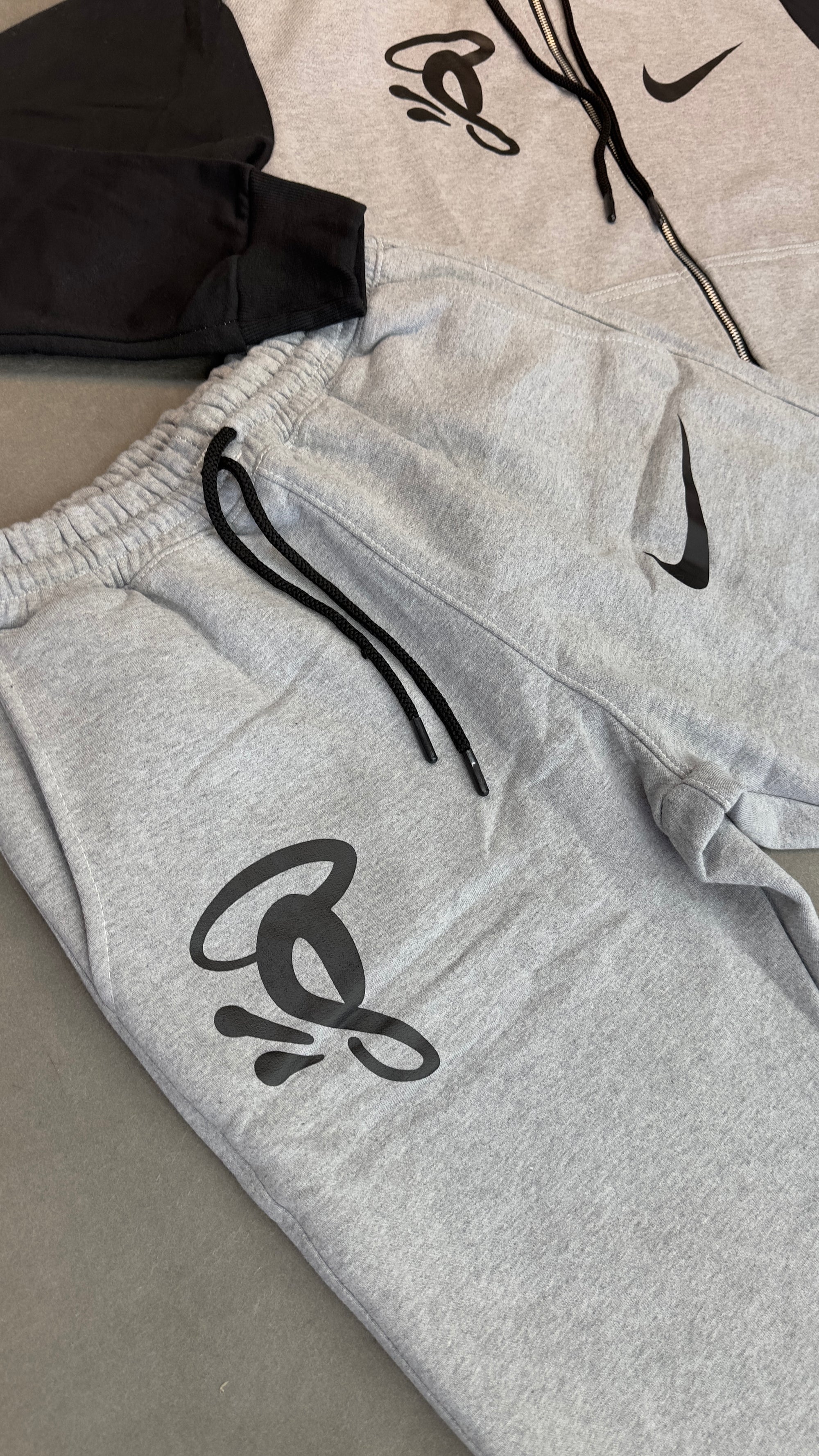 CONJUNTO SYNA x NIKE TECH