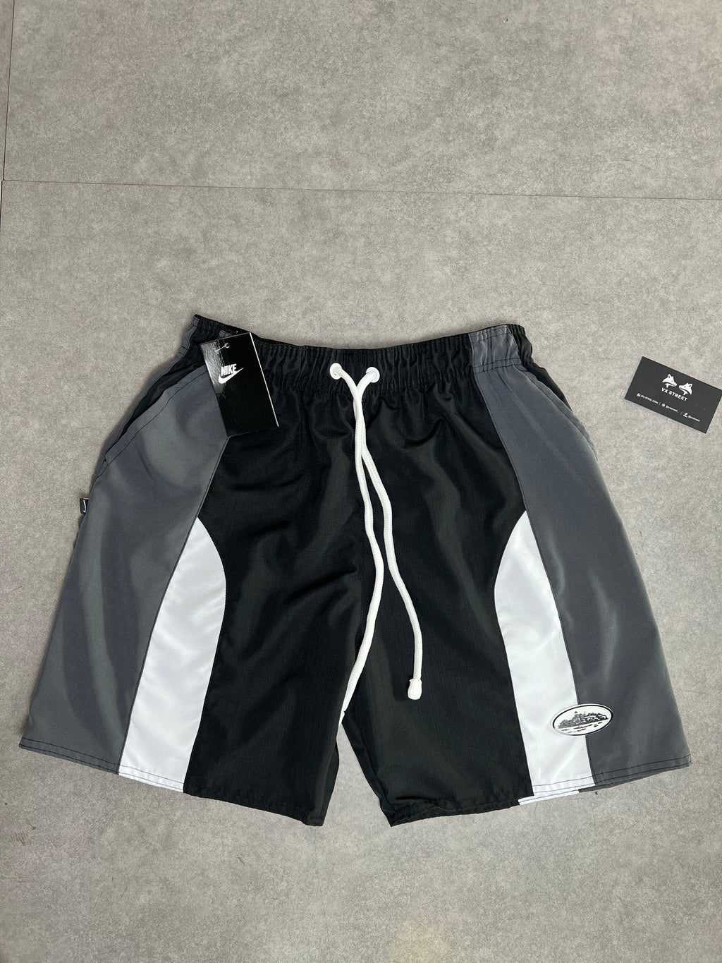 BERMUDA NIKE CORTEIZ