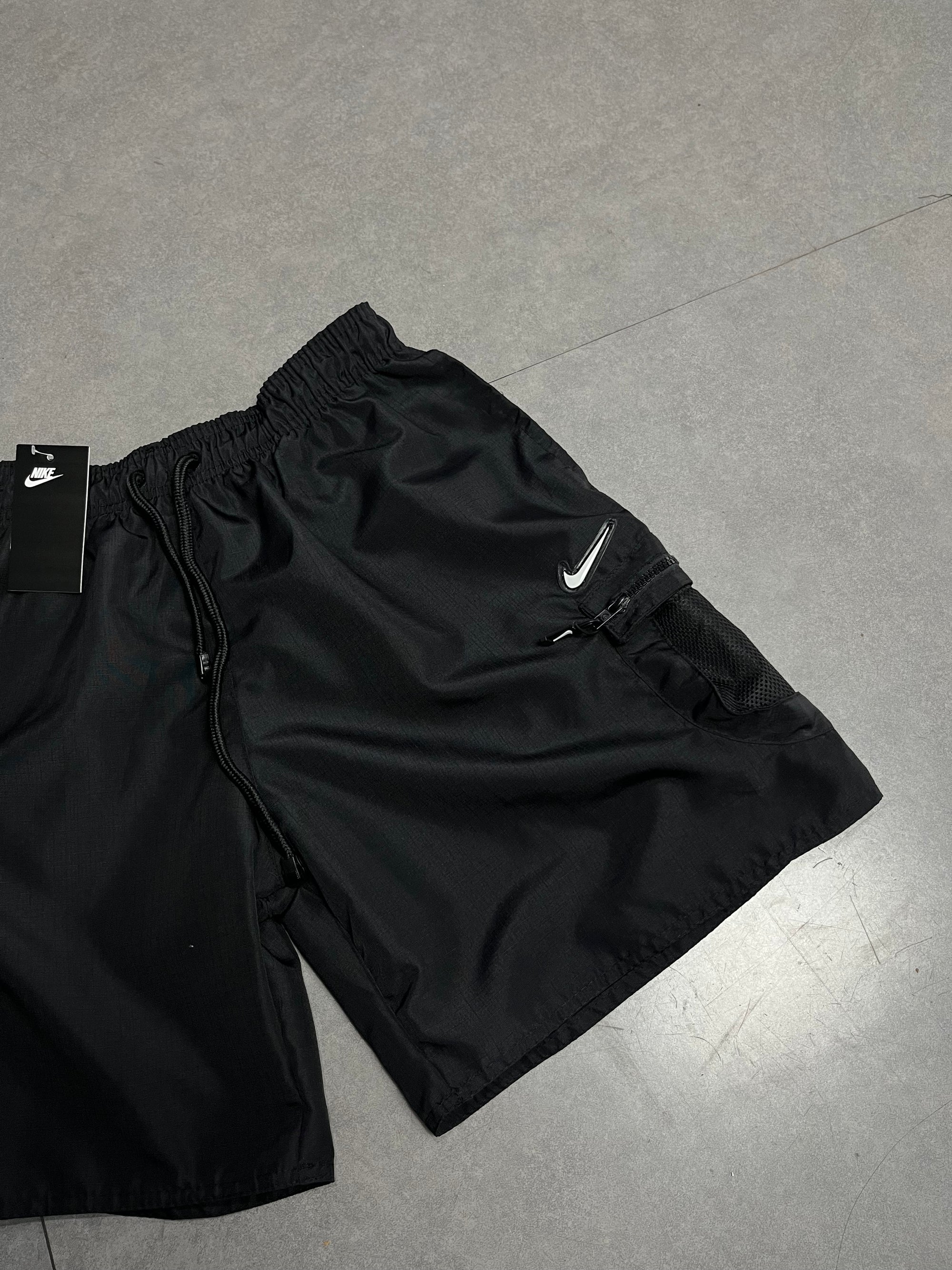 BERMUDA NIKE