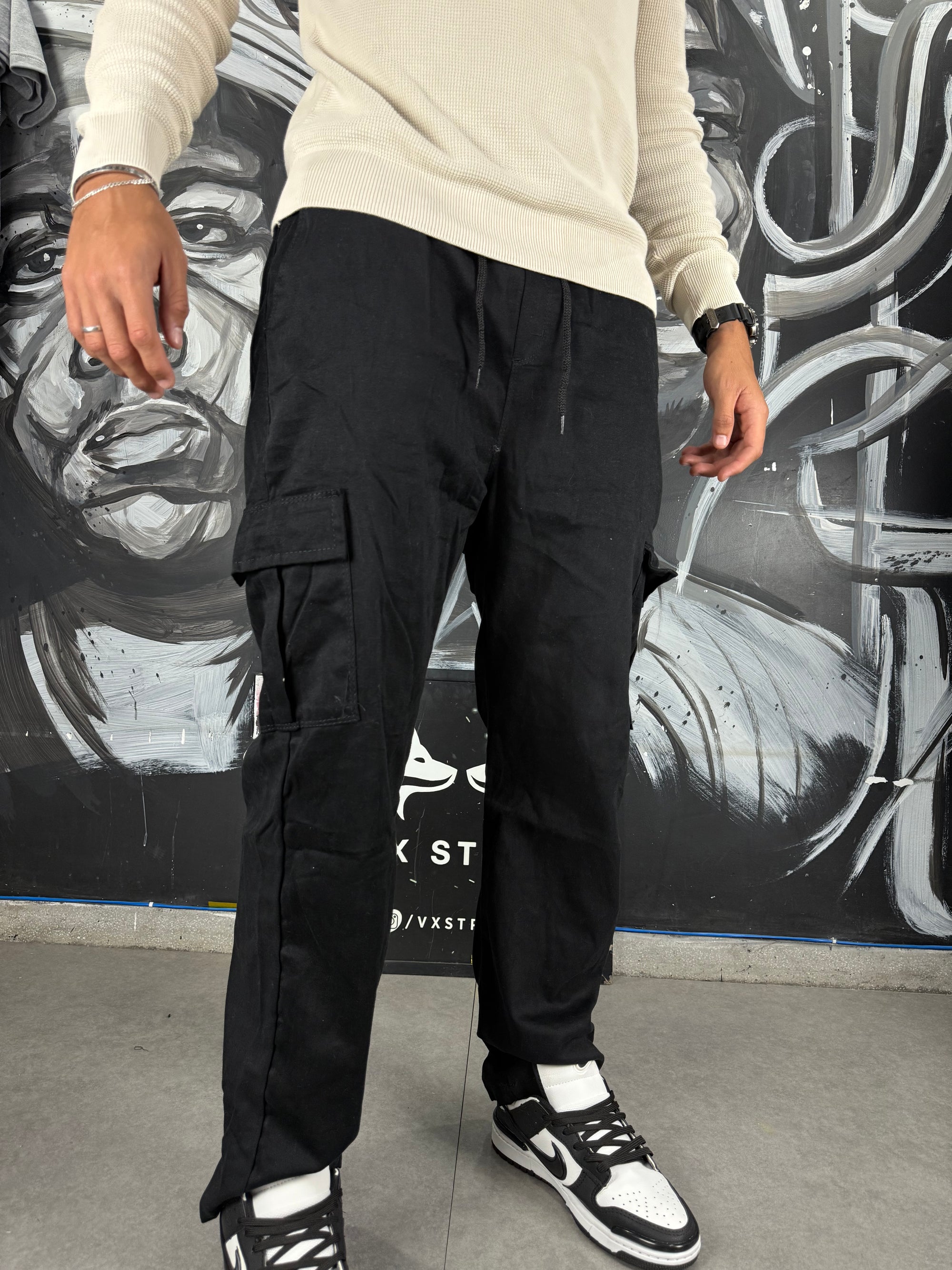 Calça Cargo Preta básica