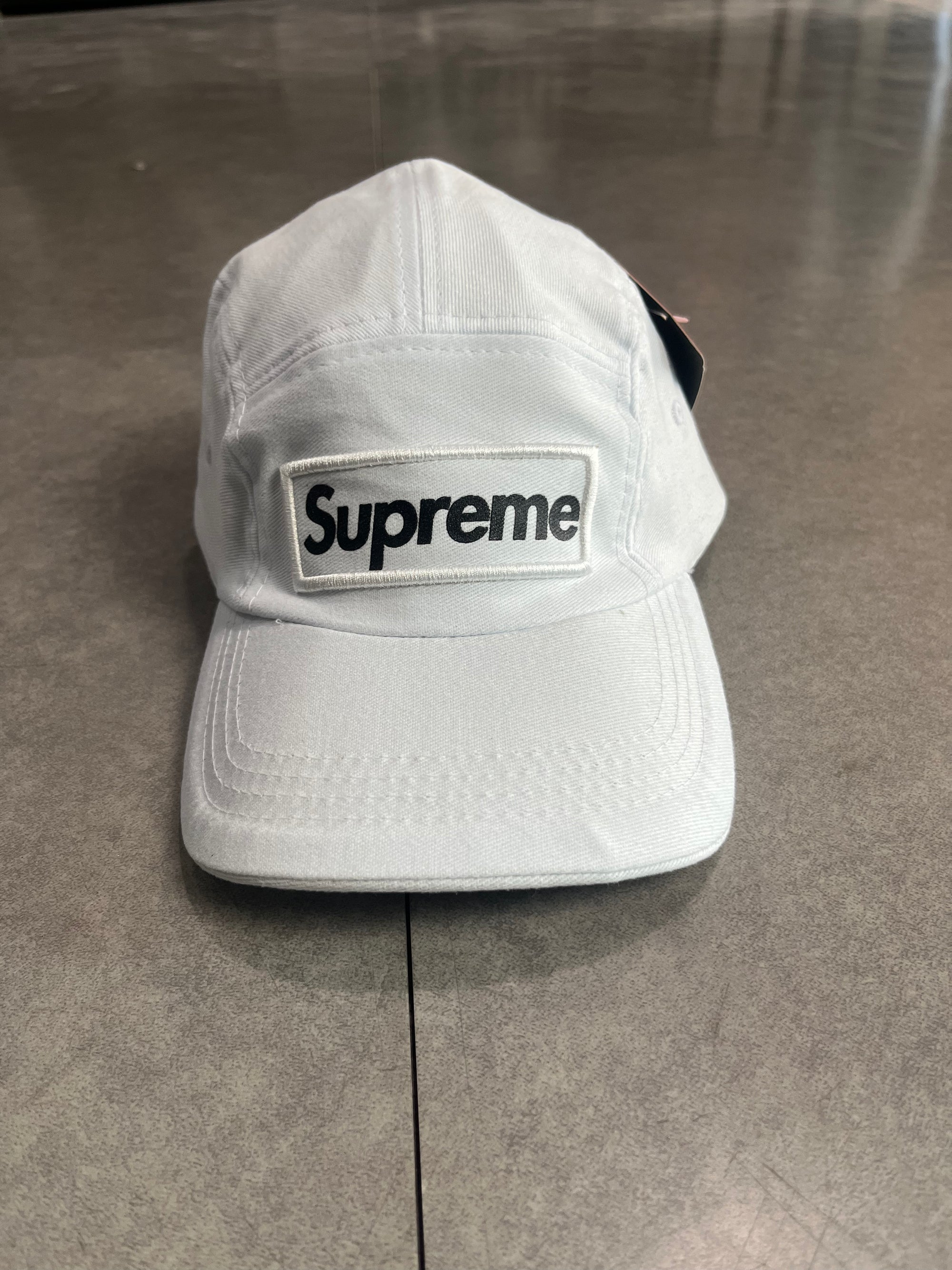BONÉ SUPREME WHITE