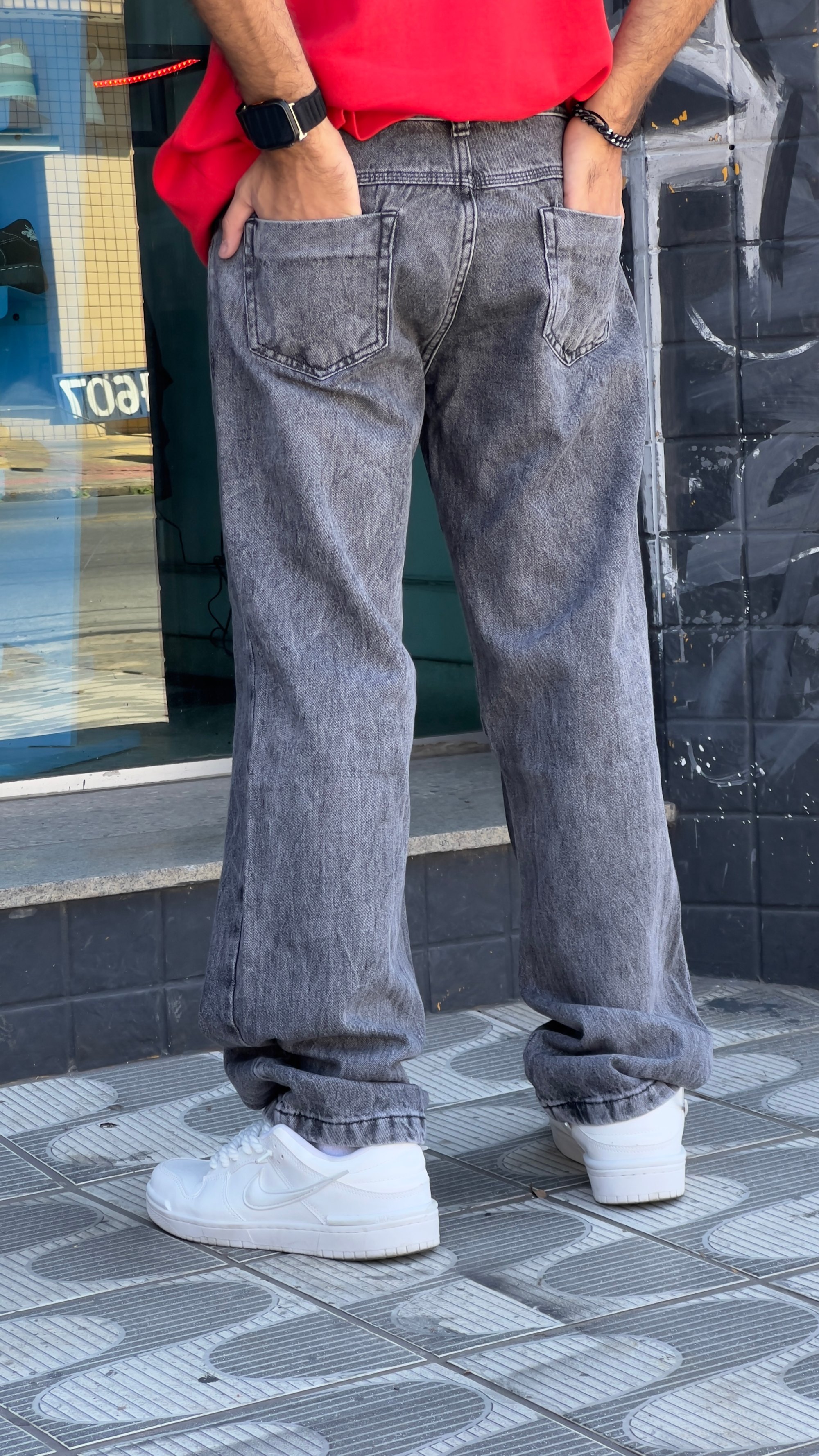 CALÇA BAGGY ESTONADA ESCURA