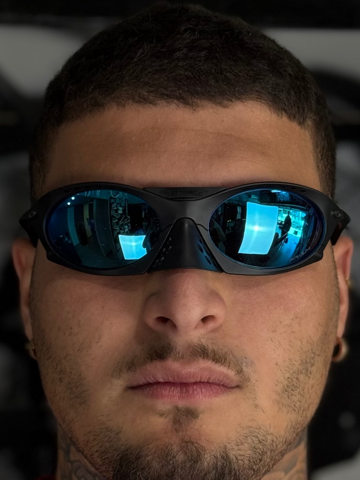 Oakley Plantaris – Black Matte | Lente Polarizada Ice Blue