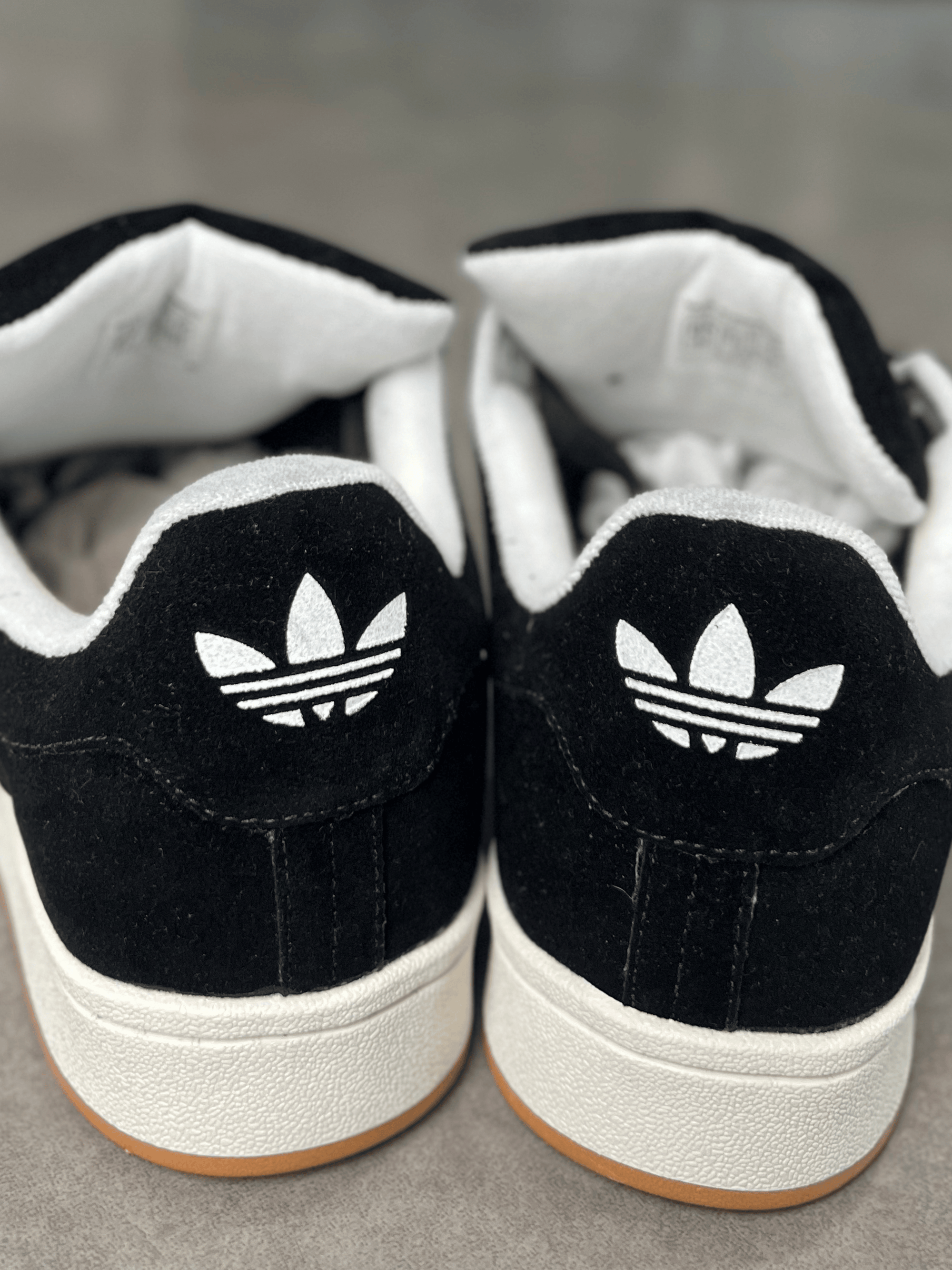 TÊNIS CAMPUS PRETO/BRANCO