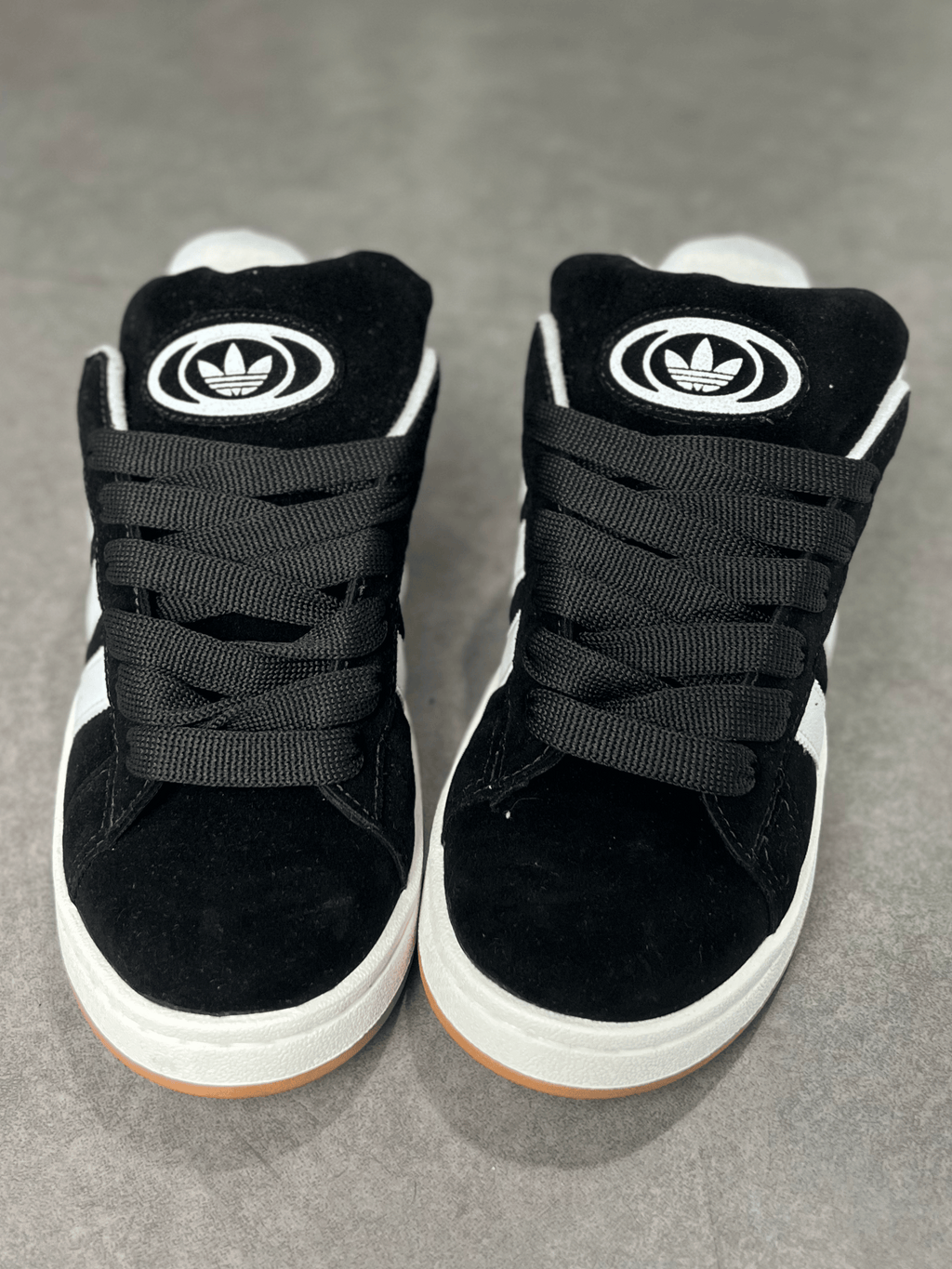 TÊNIS CAMPUS PRETO/BRANCO