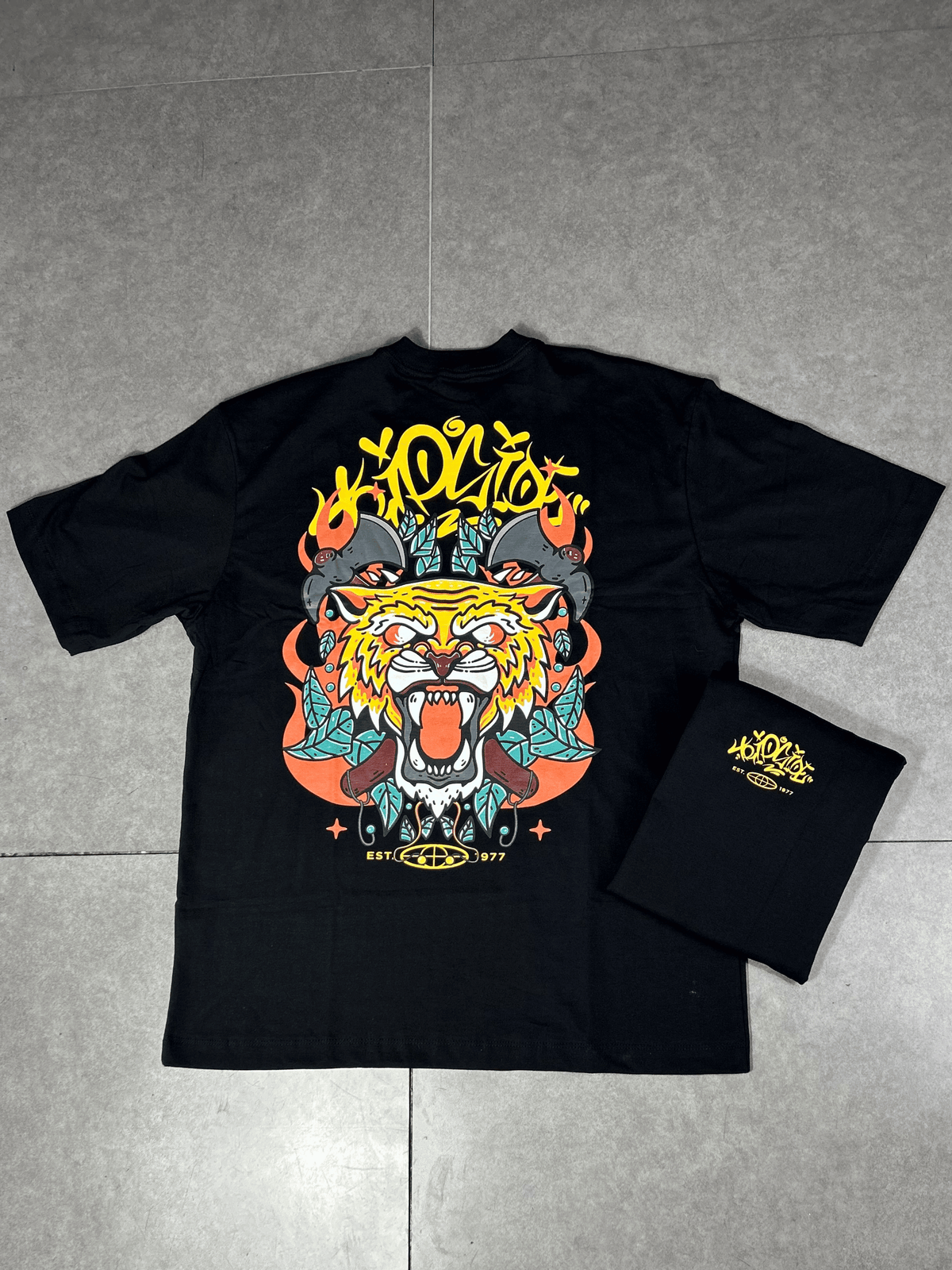 OVERSIZED TRIP TIGRE OLD SCHOOL